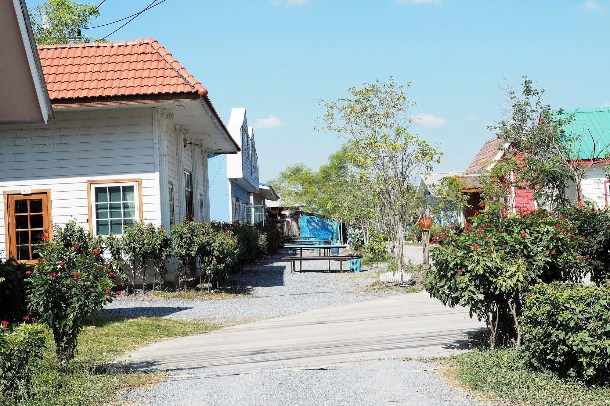 Tonrak Resort Ban Ongkharak Luaran gambar